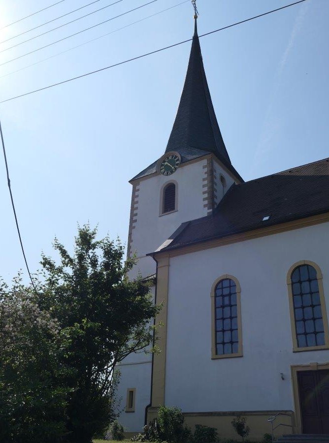 Hambach_Kirche_St.Jakobus.jpg