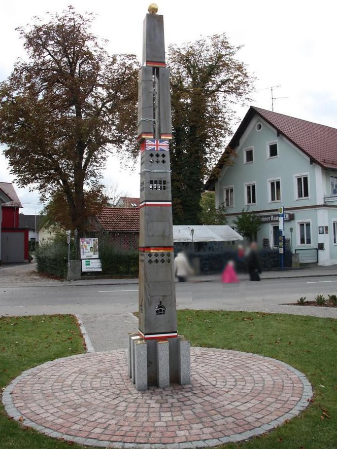 Klosterlechfeld_Obelisk.jpg