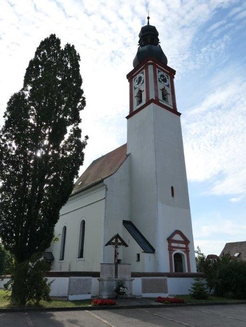 Reichersdorf_Martinskirche.jpg