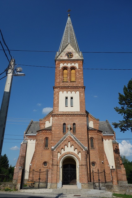St.Martinkirche-Gyongyosfalu.jpg